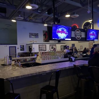 Seaport pier - the bar and seating area - Resorts Near Me - North Wildwood, New Jersey