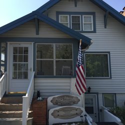 Cedar Street Bed & Breakfast