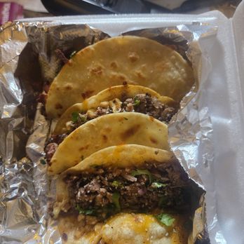 Smokin Joe's BBQ - Brisket tacos - Food Trucks Near Me - Jacksonville, North Carolina