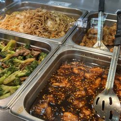 Hop Hing's Kitchen - The line. Food was meh.