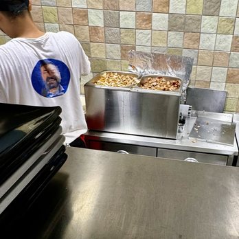 Mustafa's Gemüse Kebap - Chicken & beef for the durum & kebap - Kebab Near Me - Barcelona, B Mustafa's Gemüse Kebap - Chicken & beef for the durum & kebap - Kebab Near Me - Barcelona, B