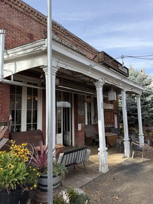 Genoa Bar and Saloon by null