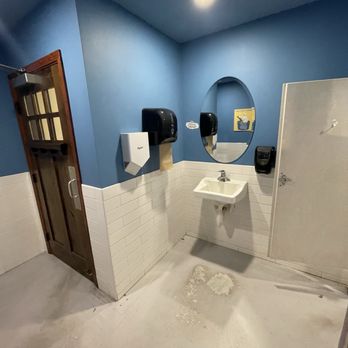 Buttercloud Bakery & Cafe - Woman's bathroom - Bakeries Near Me - Medford, Oregon Buttercloud Bakery & Cafe - Woman's bathroom - Bakeries Near Me - Medford, Oregon