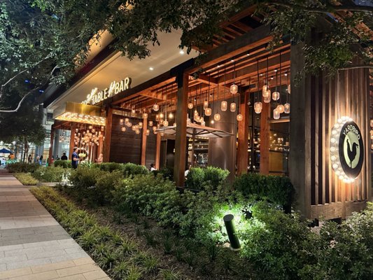 Yardbird Table & Bar by null