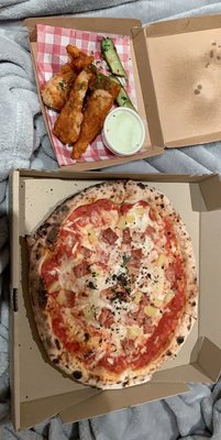 Red Sparrow Pizza & Rooftop Bar by null