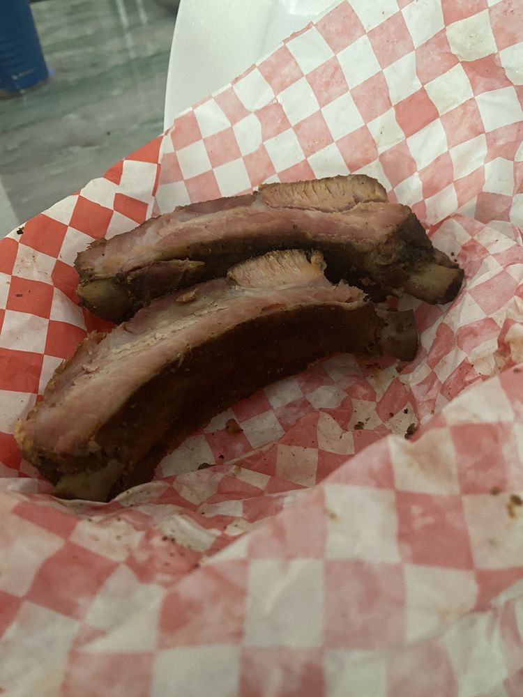 Word of Mouth BBQ Logo