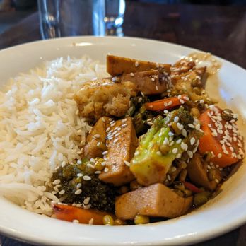 Graze - Buddha bowl - Bars Near Me - Canmore, Alberta