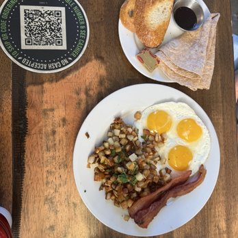 Blu Jam Cafe - Breakfast & Brunch Near Me - Sherman Oaks, California