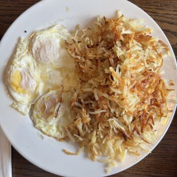 Egg Beater Cafe - Eggs and Hash Browns - Breakfast & Brunch Near Me - Lyons, Illinois