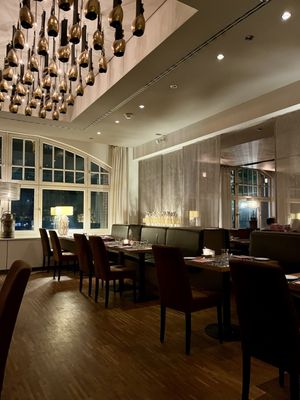 Tschebull Restaurant|Beisl|Bar by null