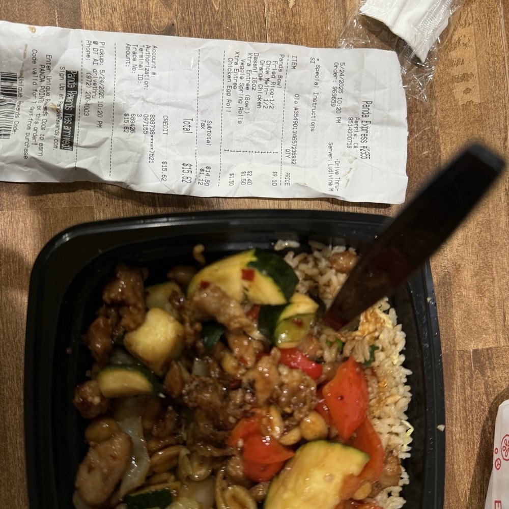 Bowl with kung pow chicken Bowl with kung pow chicken