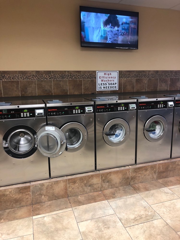 BUBBLES LAUNDROMAT 10 Photos & 12 Reviews 100 Broadway, Elmwood