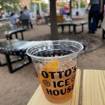 Otto’s Ice House - Old Fashioned - Bars Near Me - San Antonio, Texas