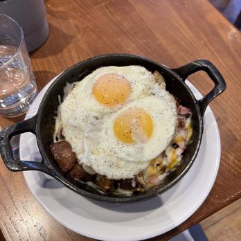 Stax Cafe - Lumberjack Skillet - Breakfast & Brunch Near Me - Chicago, Illinois Stax Cafe - Lumberjack Skillet - Breakfast & Brunch Near Me - Chicago, Illinois