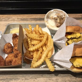 Shake Shack Mall of America - Fries SmokeShack DoubleSmokeShack Chick n' bites - Burgers Near Me - Bloomington, Minnesota Shake Shack Mall of America - Fries SmokeShack DoubleSmokeShack Chick n' bites - Burgers Near Me - Bloomington, Minnesota