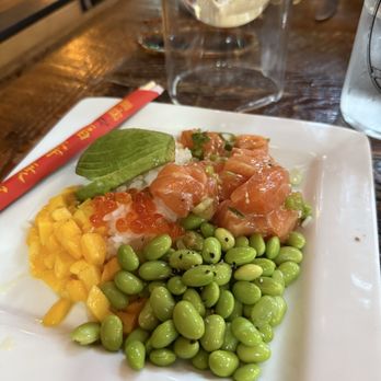 Midtown Oyster Bar - Salmon poki - American Near Me - Newport, Rhode Island Midtown Oyster Bar - Salmon poki - American Near Me - Newport, Rhode Island
