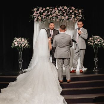 Christinna's Bridal - Bridal Near Me - Seattle, Washington Christinna's Bridal - Bridal Near Me - Seattle, Washington