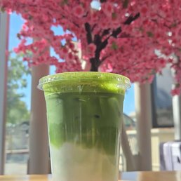 Strawberry Matcha Latte Strawberry Matcha Latte