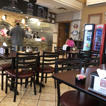 Fiori's Pizzaria - Pizza Near Me - McMurray, Pennsylvania