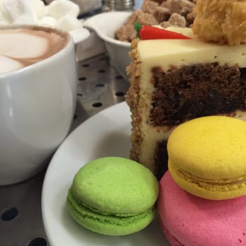Bakeshop Praha - Bakeries Near Me - Prague, Puerto Rico