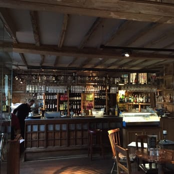 The Wellington - Bar area - Pubs Near Me - Welwyn, HRT The Wellington - Bar area - Pubs Near Me - Welwyn, HRT