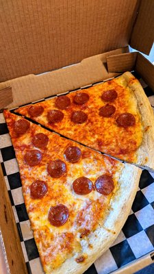 Junior's Pizza by null