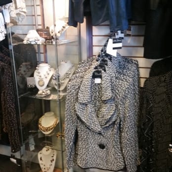 Her Closet Boutique - Brand New items for sale in this consignment boutique. - Used, Vintage & Consignment Near Me - Homewood, Illinois