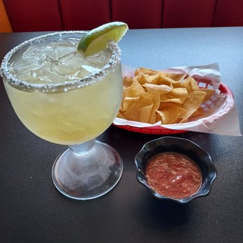 Pura Vida - Large Don Julio margarita. Chips and salsa. All good. - Mexican Near Me - Weatherford, Texas Pura Vida - Large Don Julio margarita. Chips and salsa. All good. - Mexican Near Me - Weatherford, Texas