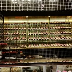 Loblaws Supermarkets Limited - Cupcakes!