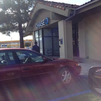 Chase Bank - Banks & Credit Unions Near Me - West Hills, California