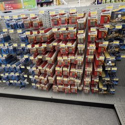 Dollarama - Batteries