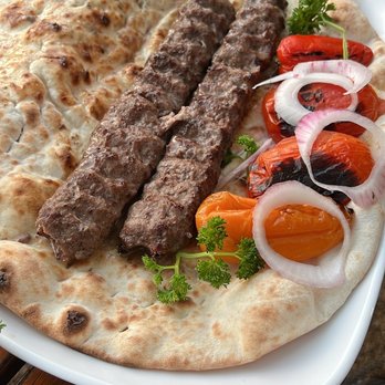 Maman Joon Kitchen Tysons - Persian/Iranian Near Me - Tysons, Virginia