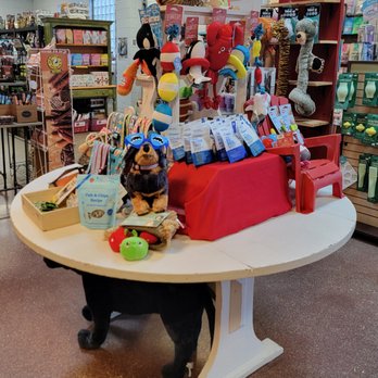 K9 Kibble - Pet Stores Near Me - Kenosha, Wisconsin