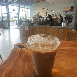 Iced Vanilla Latte Iced Vanilla Latte
