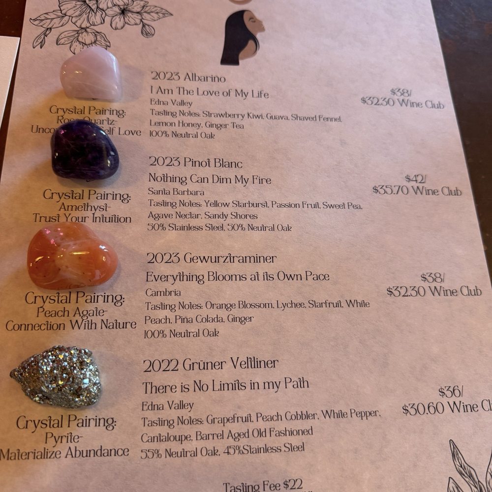 Ulloa Cellars - Wine and crystal pairing - Wine Tasting Room Near Me - Paso Robles, California Ulloa Cellars - Wine and crystal pairing - Wine Tasting Room Near Me - Paso Robles, California