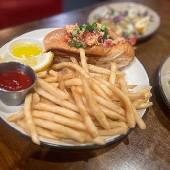 Station 16 - Lobster Roll Dinner - Seafood Near Me - Sacramento, California Station 16 - Lobster Roll Dinner - Seafood Near Me - Sacramento, California