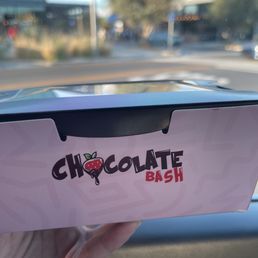 Box of 6 Chocolate Covered Strawberries Box of 6 Chocolate Covered Strawberries