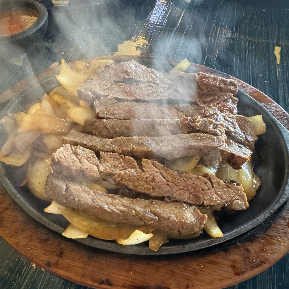 El Jarrito - Beef fajitas - Mexican Near Me - Magnolia, Texas El Jarrito - Beef fajitas - Mexican Near Me - Magnolia, Texas