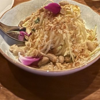 Lom Wong - Thai Near Me - Phoenix, Arizona Lom Wong - Thai Near Me - Phoenix, Arizona