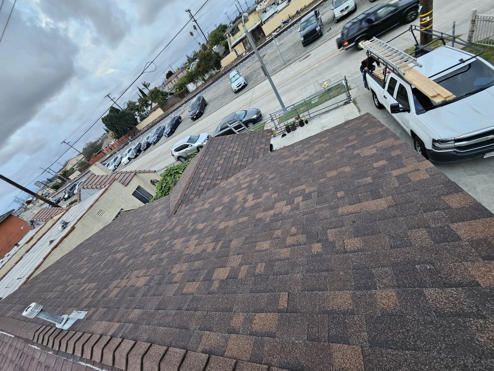 Slide of Jorges Roofing & Construction