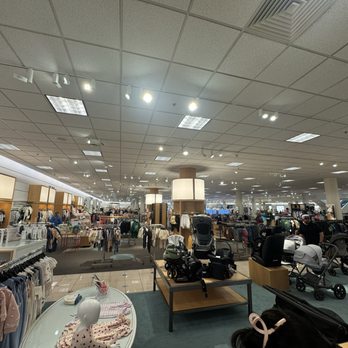 Nordstrom Barton Creek Square - Department Stores Near Me - Austin, Texas Nordstrom Barton Creek Square - Department Stores Near Me - Austin, Texas