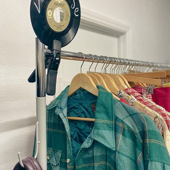 Mountain Chick - Used, Vintage & Consignment Near Me - Julian, California Mountain Chick - Used, Vintage & Consignment Near Me - Julian, California
