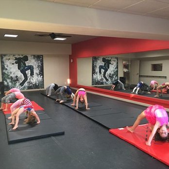 New Energy Dance Studio - Dance Studios Near Me - Waterloo, Nebraska
