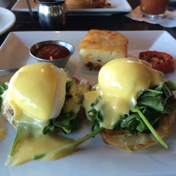 Six Seven Restaurant - Dungeness florentine bennie! - New American Near Me - Seattle, Washington