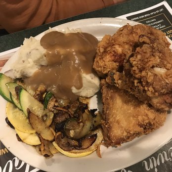 Metro Diner - Fried Chicken Plate - American Near Me - Granger, Indiana