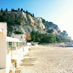 Le Mistral - View from the beach in front of restaurant