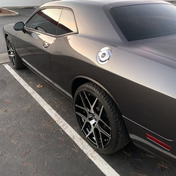CARSTAR Capitol Collision Center - Body Shops Near Me - Sacramento, California