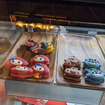 Oishiii Sweets - Desserts Near Me - Toronto, Ontario