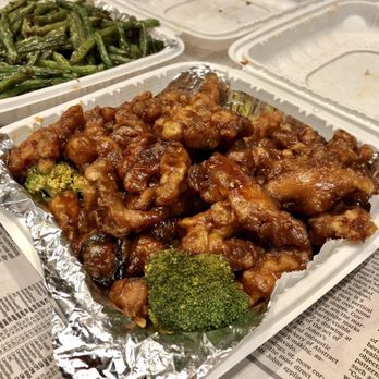 Noodle Shop - General Tso's Chicken - Chinese Near Me - San Mateo, California