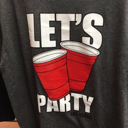 Because nothing says great drinks like a plastic cup, and so worthy of putting it on a tee shirt. Because nothing says great drinks like a plastic cup, and so worthy of putting it on a tee shirt.